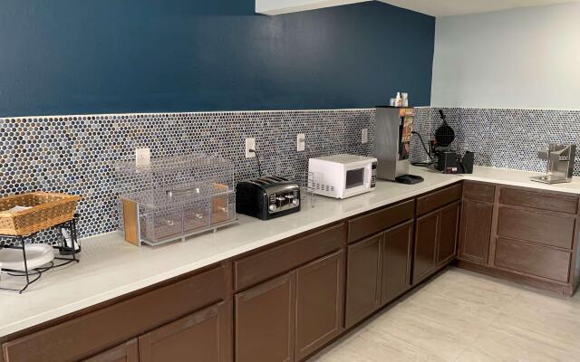 SureStay Hotel by Best Western Olathe