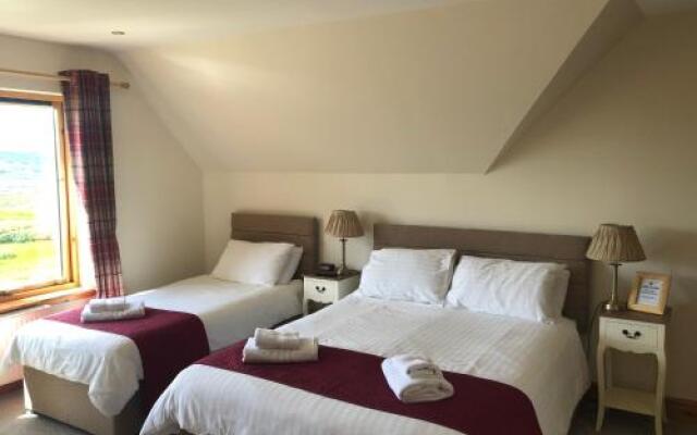 Seafar Guest Rooms
