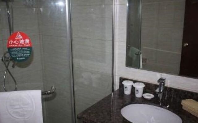 GreenTree Inn Anhui Luan Shouxian Dinghu Avenue Express Hotel