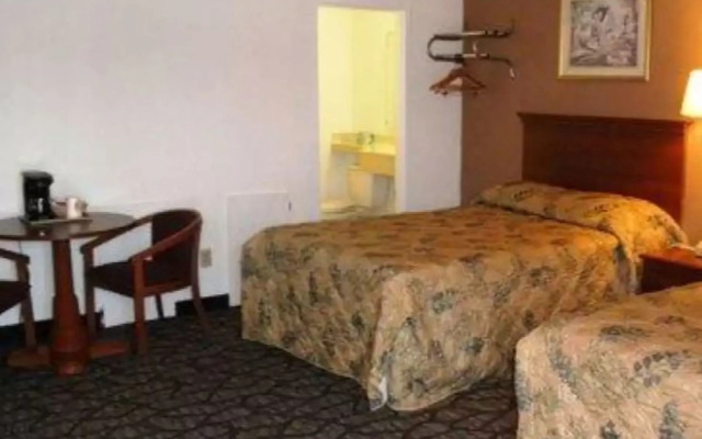 Super 8 by Wyndham Youngstown North