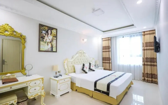 Phoenix Hotel 3