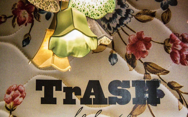 Trash Deluxe