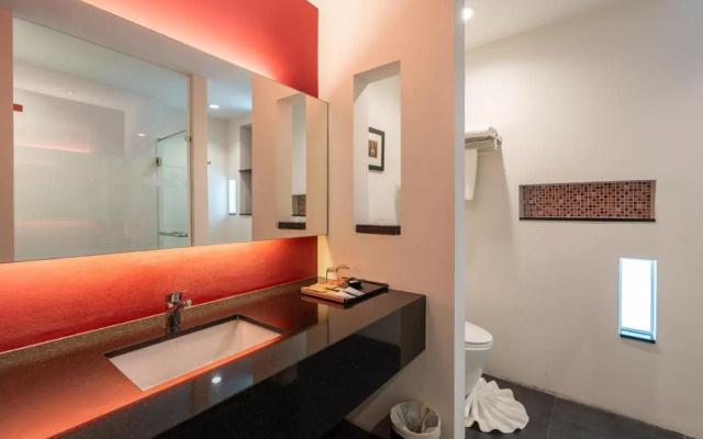 Tinidee Hotel At Phuket