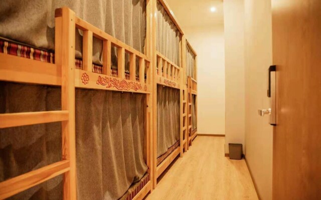 Fangorn International Hostel