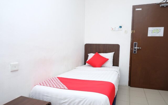 Grand City Hotel I By OYO Rooms