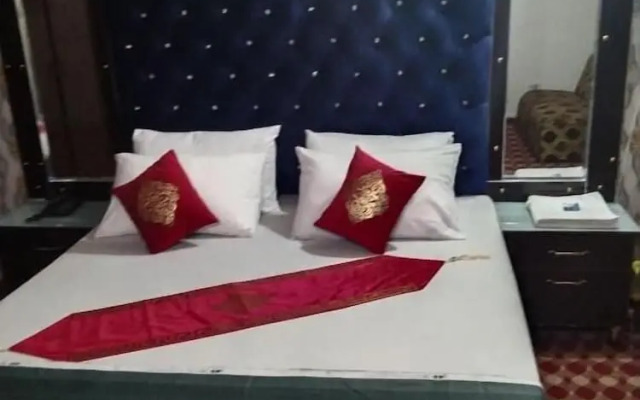 Royal Palace Hotel Lahore