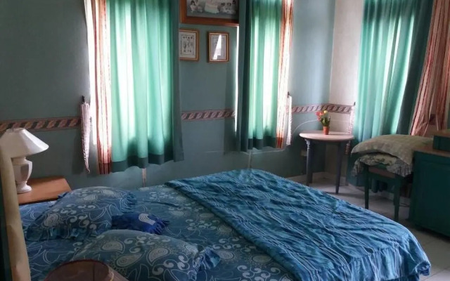 Villa Kota Bunga Sakura