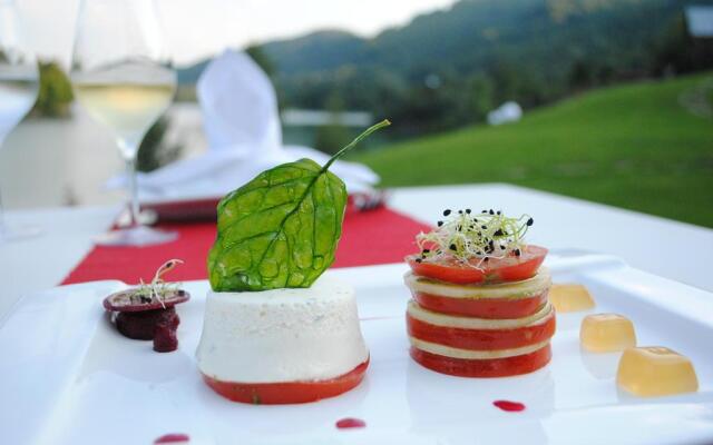 Atra Doftana Boutique Hotel