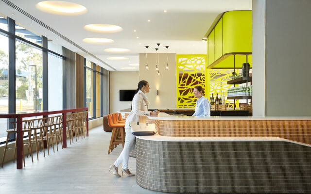 Holiday Inn Express Sydney Macquarie Park by IHG