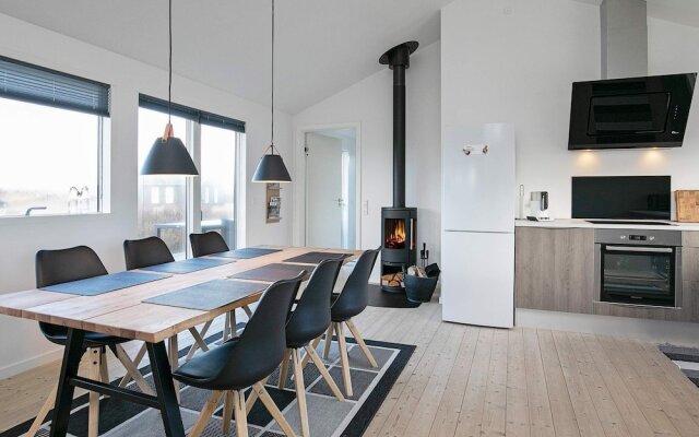 Pleasant Holiday Home in Hjorring With Whirlpool
