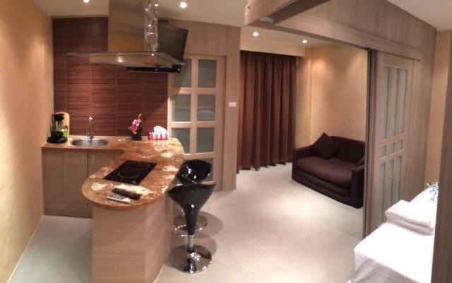 Patong Bay Residence Studio Apartments