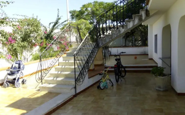 Villa Maricla Down