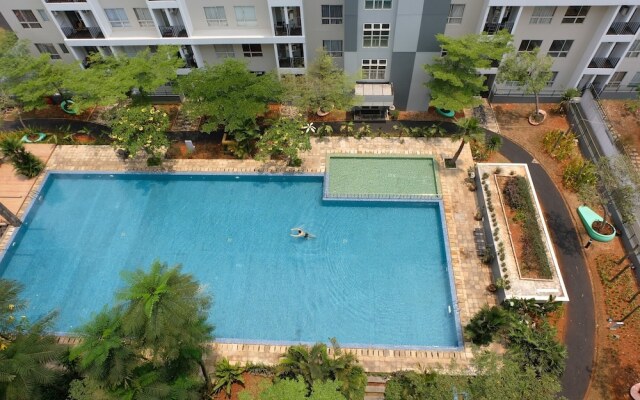 Simply Furnished Studio Apartment at Scientia Residence