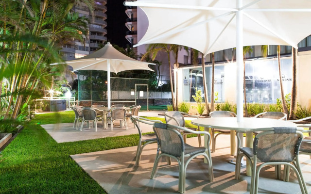 Seacrest Beachfront Holiday Apartments