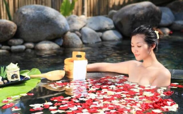 Qixianling Baoting Liyuan Hot Spring Hotel
