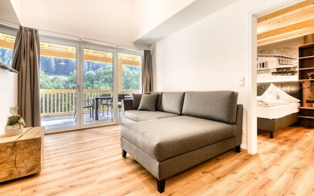 Brandnerhus Nr 21 - Balkon 4-zimmer Ferienwohnung