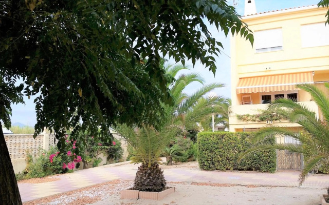 Residencial OlivalAcceso privado playa por jardín