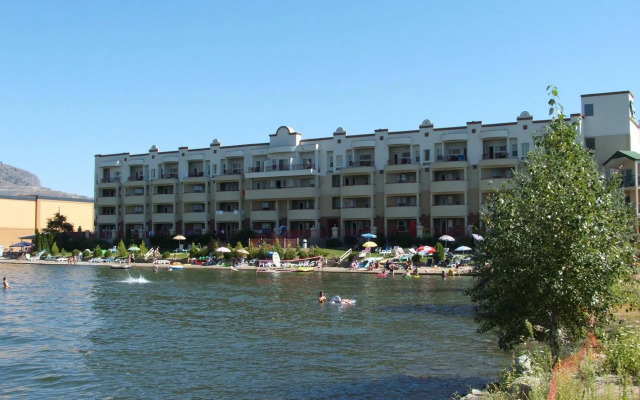 Holiday Inn Hotel & Suites Osoyoos by IHG