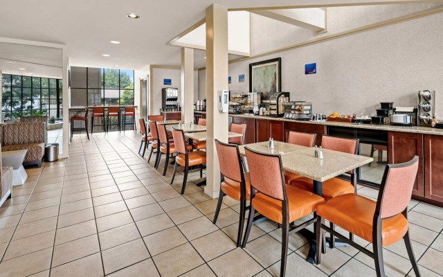 Best Western De Anza Inn