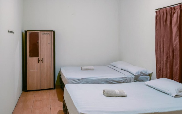 Nick Homestay AA5 Siwalankerto