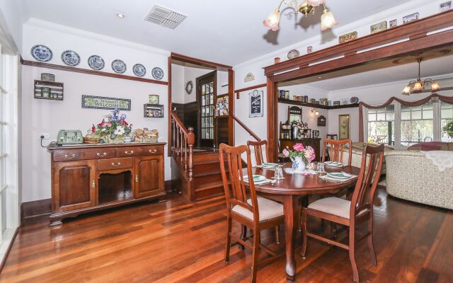 Rosebridge House Bed & Breakfast Adult Retreat