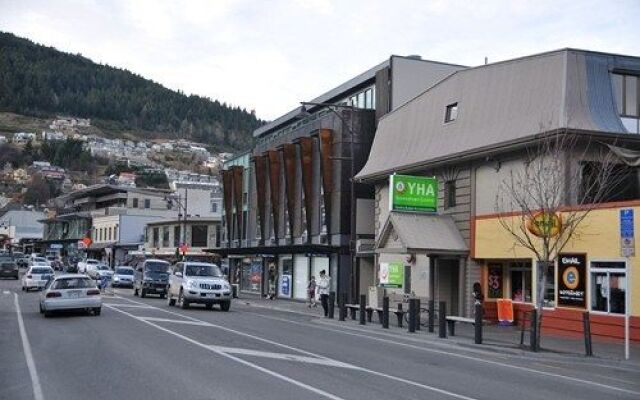 YHA Queenstown Central - Hostel