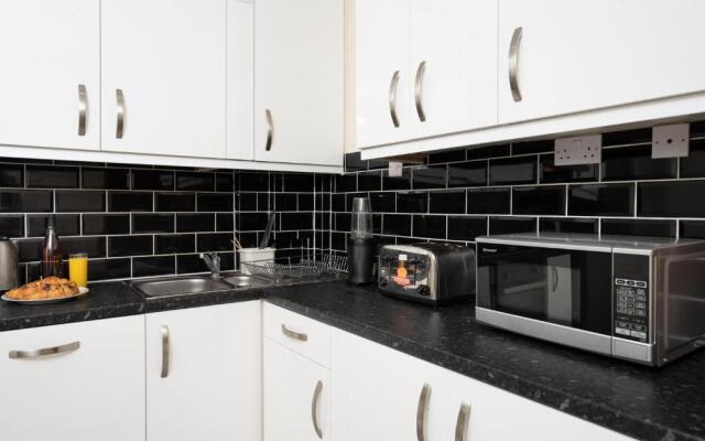Single Room G1 (Sandycroft Guest House)