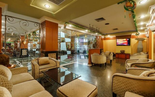 RedDoorz Plus near Dunia Fantasi Ancol