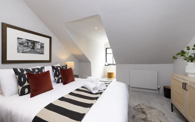 JOIVY Luxury Flat Near Edinburgh Castle