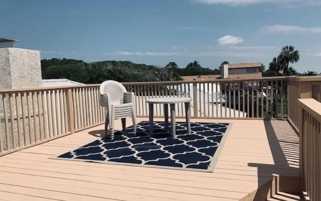 Americana Beach 4 Bedroom Home