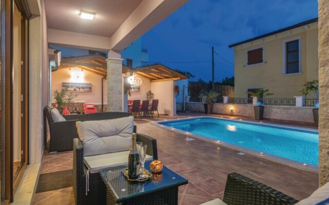 Beautiful Home in Betiga With Wifi and 3 Bedrooms