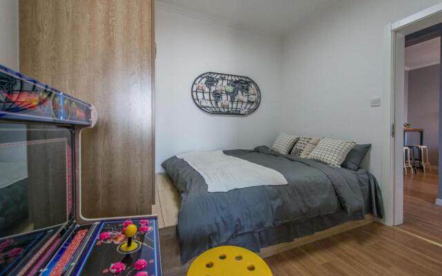 Xi'an Yanta·Yongning Gate· Locals Apartment 00135090