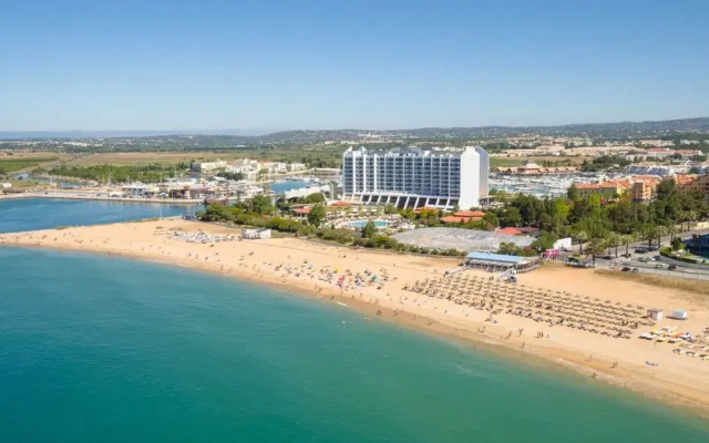 Vilamoura Typical 1 With Pool by Homing