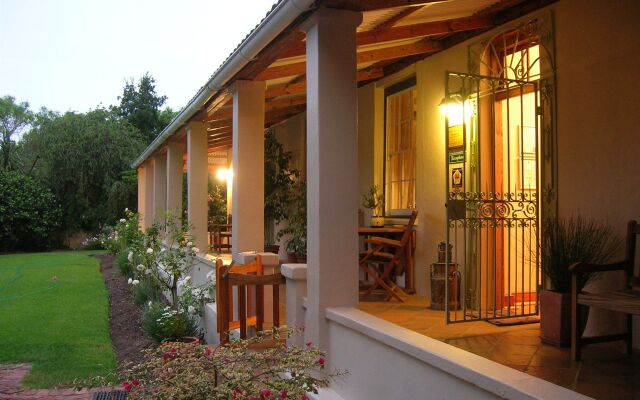 The Old Trading Post - Guest House