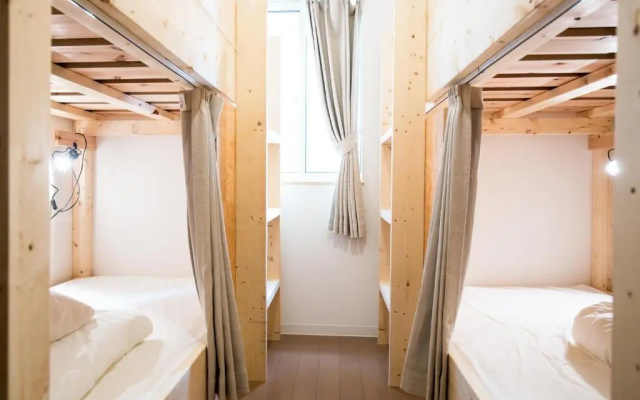 IZA Enoshima Guesthouse&Bar - Hostel