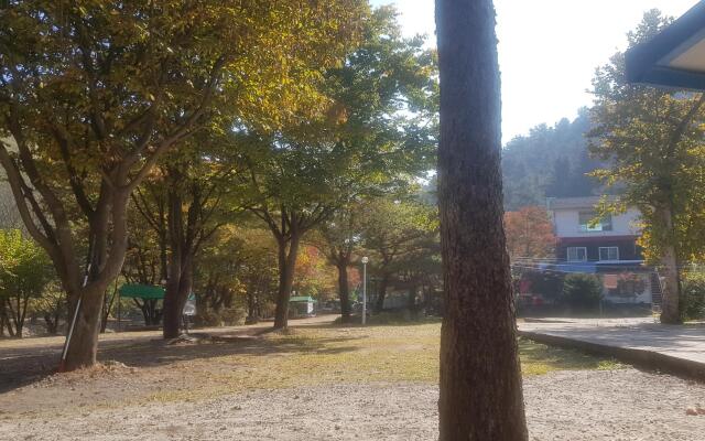 Gapyeong Wooridoori Pension