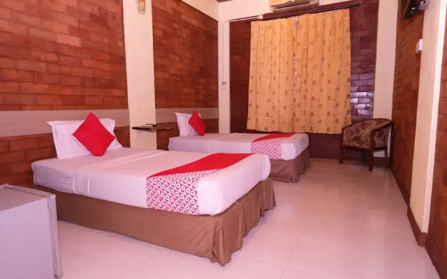 OYO 1017 Al-inshirah Inn