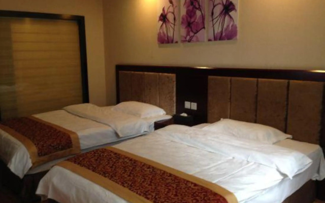 Huadu Business Hotel