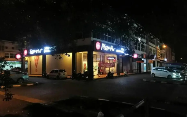 Sibu-Casamea(Shoplot)2 Bedrooms-FREE wifi & Washer