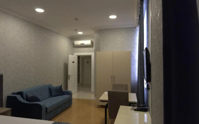 Eleon Hotel