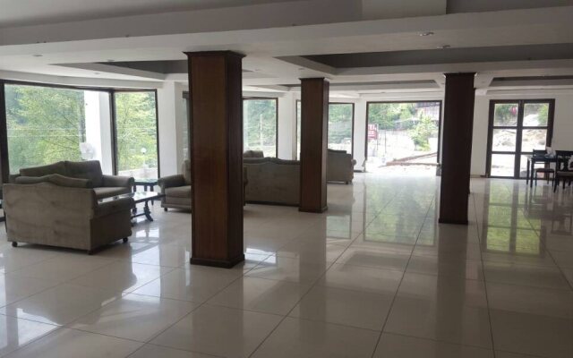 OYO 10109 Hotel River Regency
