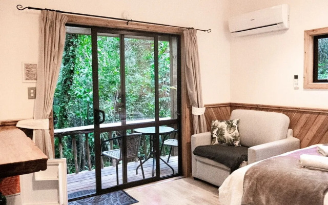 Te Nikau Retreat - Hostel