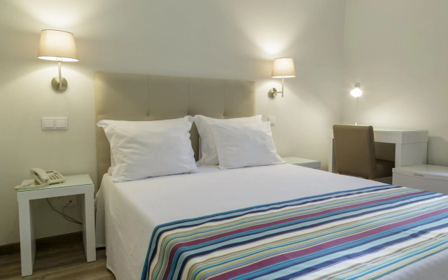 Porto Domus Hotel