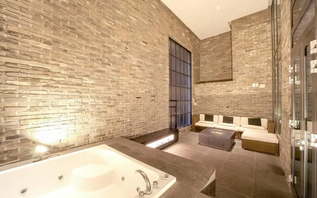 JS Boutique Hotel