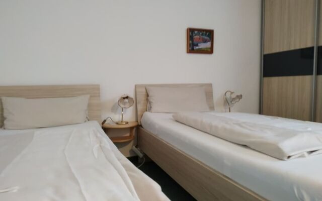 DEVA Aparthotel Egger