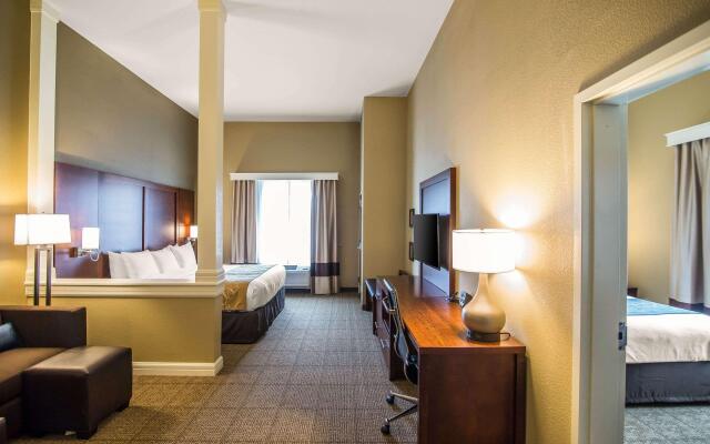 Comfort Suites Dodge City