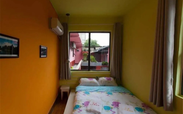 No. 16 West Lane Inn Guilin