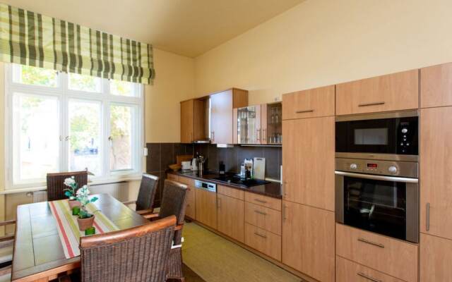 4 Villa Blanck Comfortable Holiday Residence