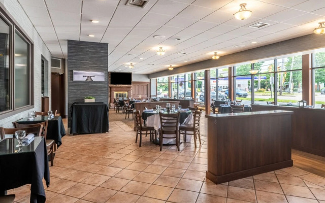 Glengarry Extended Stays