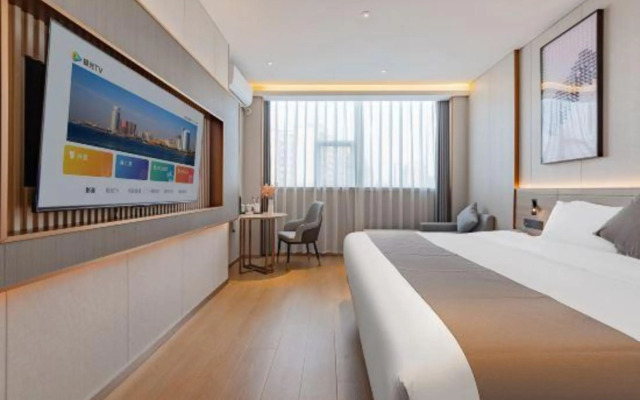 Lis Hotel